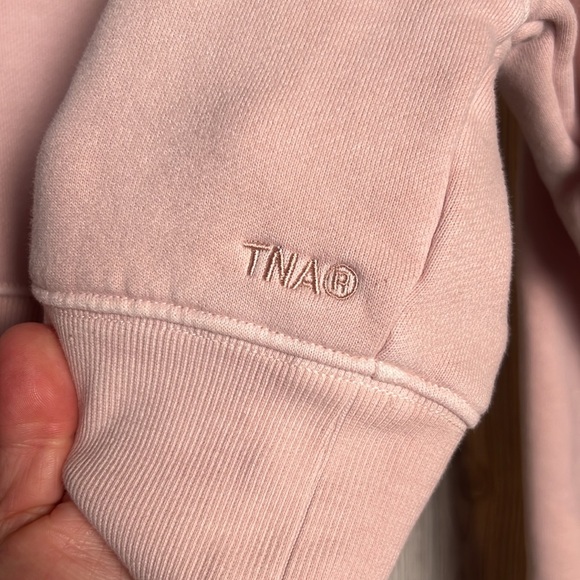 TnA COZY Perfect Fleece Cropped Sweater Womens XS Long Sleeve Light Pink - Picture 5 of 6